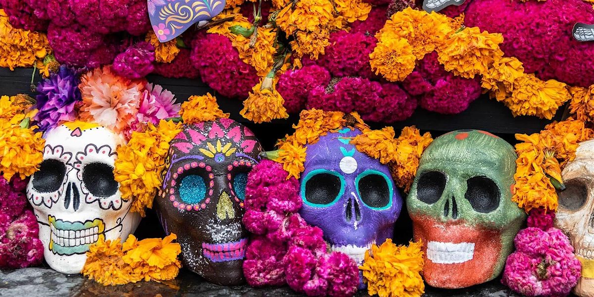Cempas\u00fachil Flower Crown Workshop: A D\u00eda de los Muertos Celebration