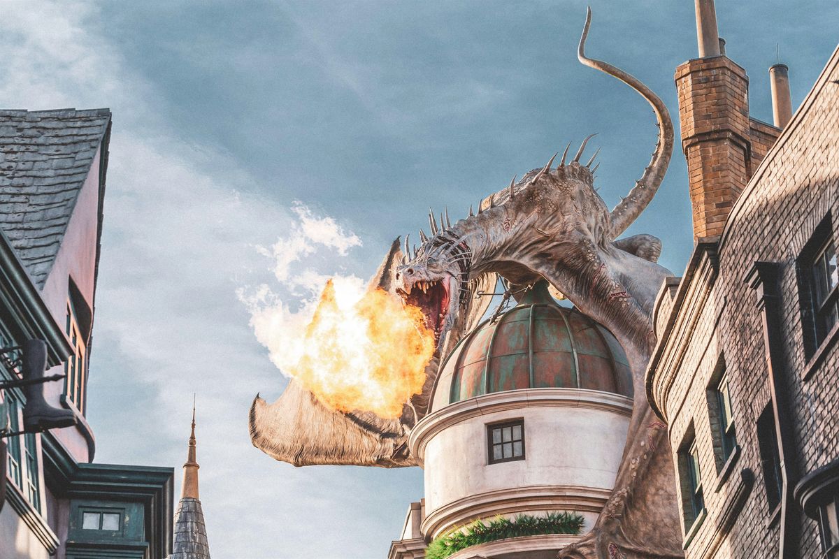 Dungeons & Dragons: LGBT Adventurers\u2019 Guild