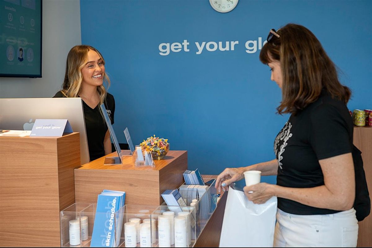 glow & tell: a skoah. skin experience