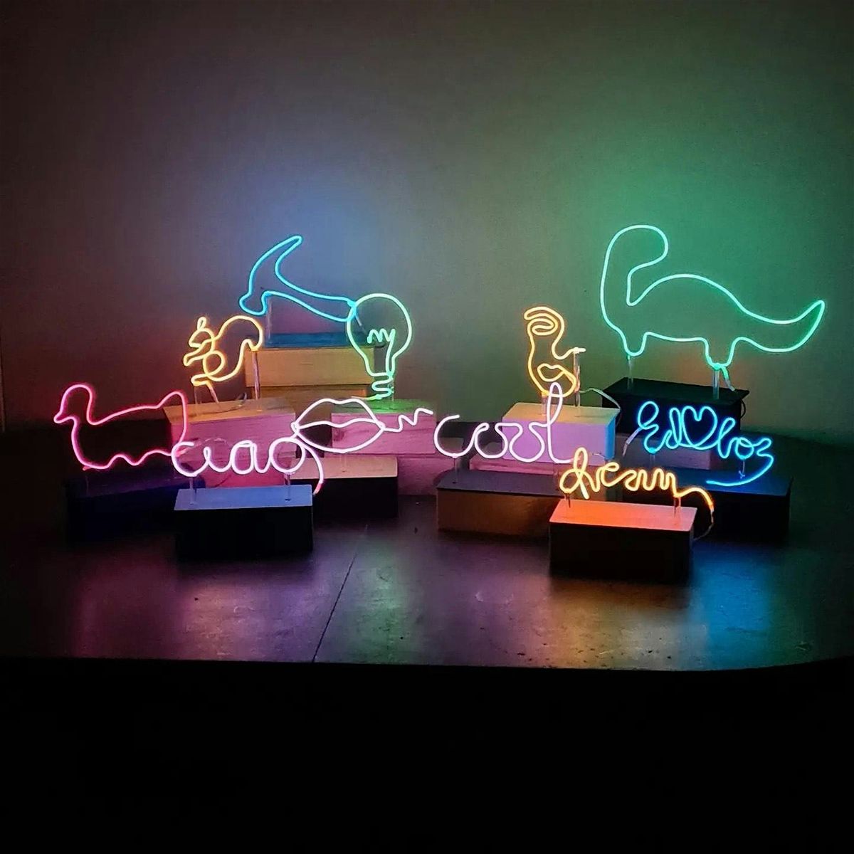 Create a Personalised Neon Light Sign