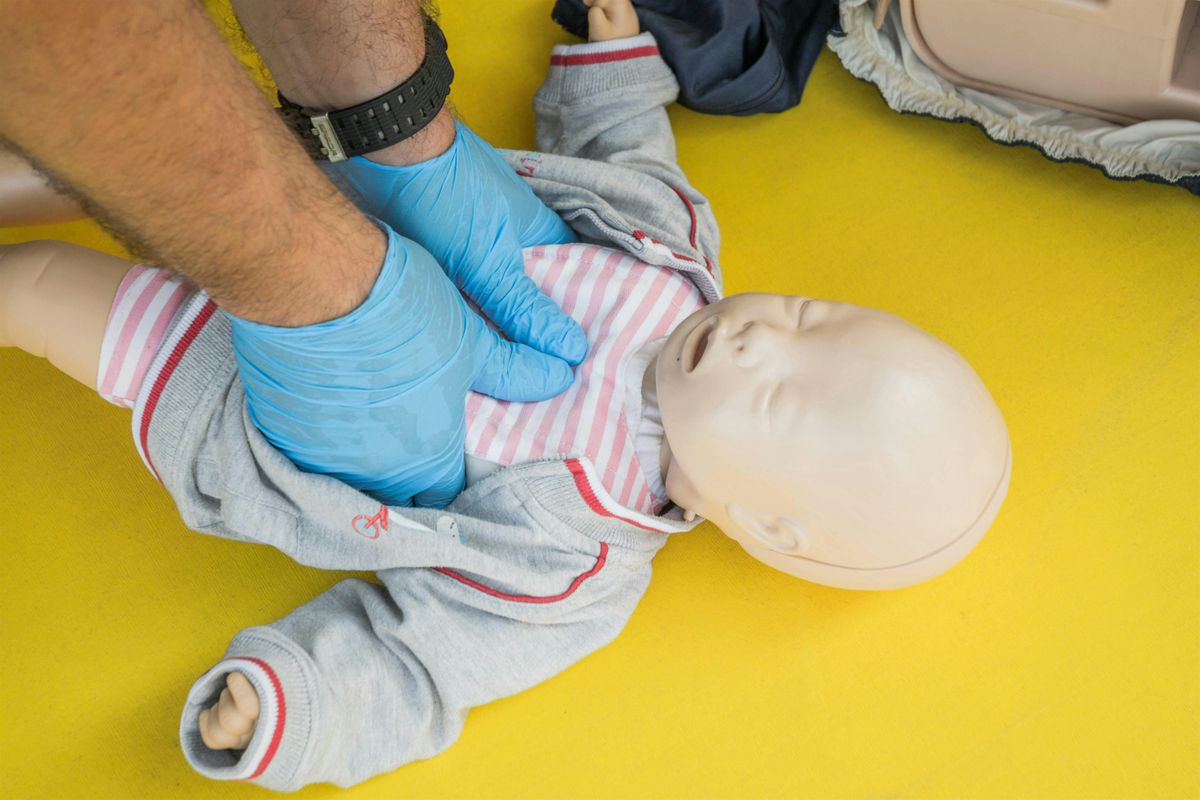 CPR Training -Parents & Carers of Children 0-8 yrs -25th Nov 25 (10am-11am)