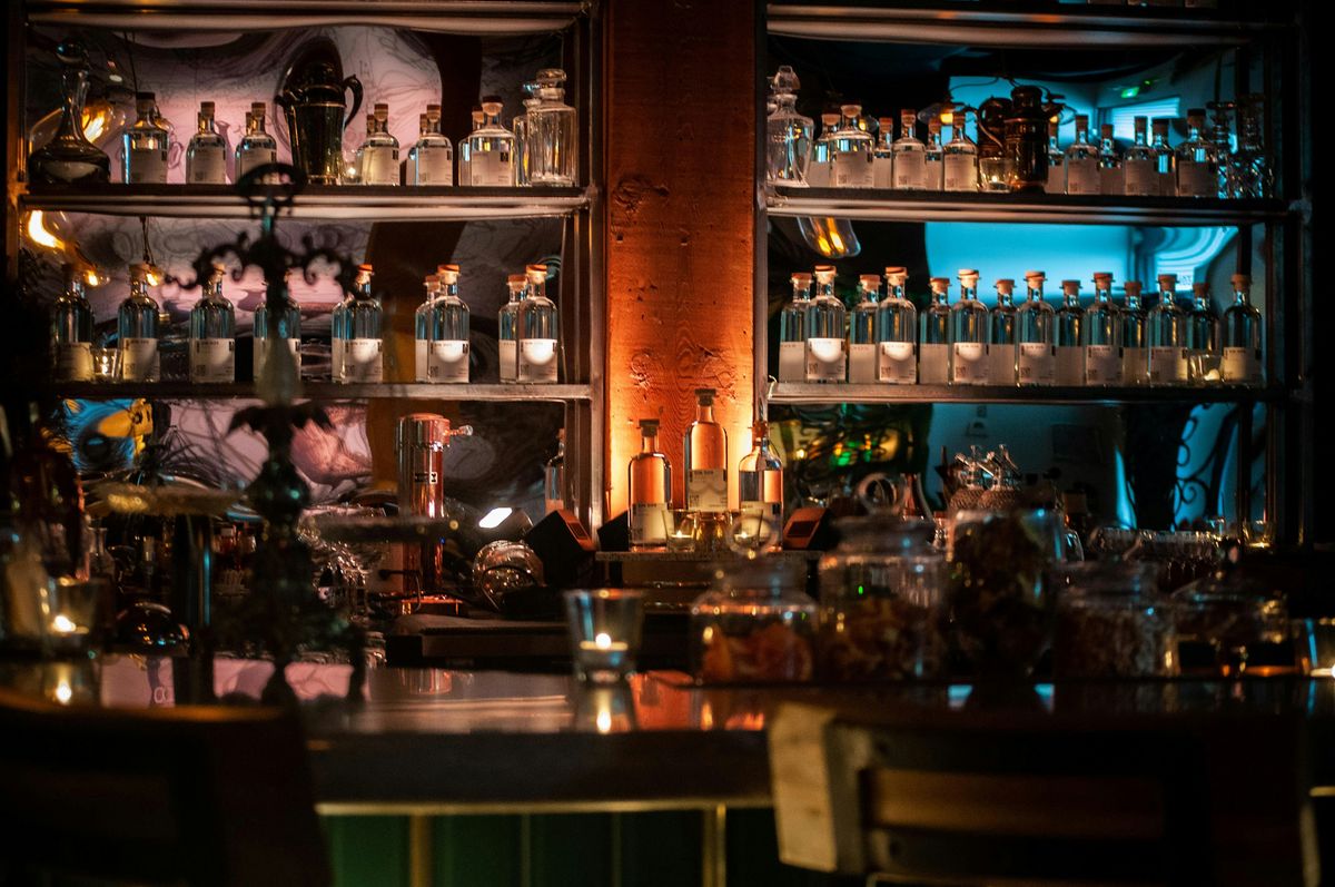 It's Beginning To Look A Lot Like Christmas