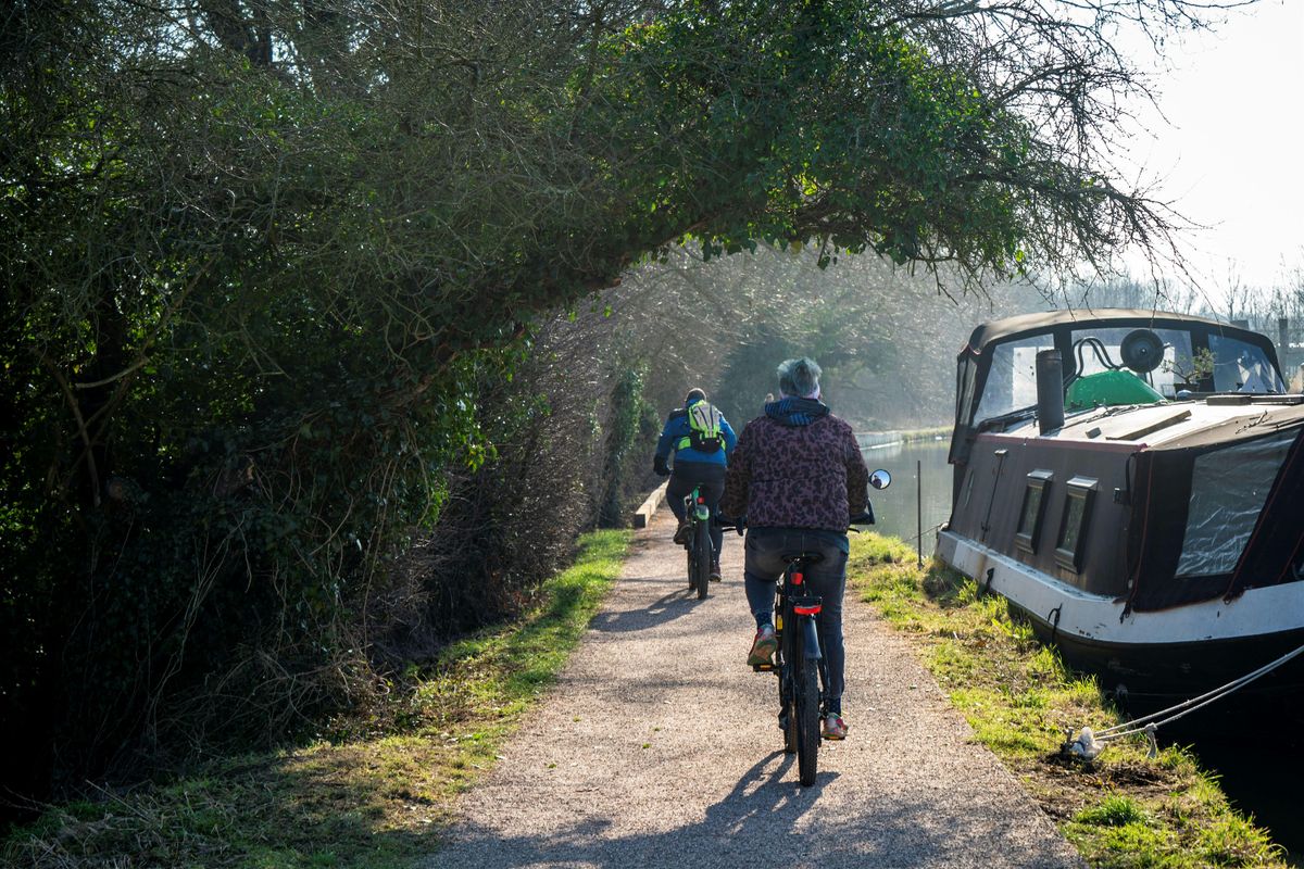 Waterways Wellbeing - Cycling Together - Victoria Memorial to Attenborough