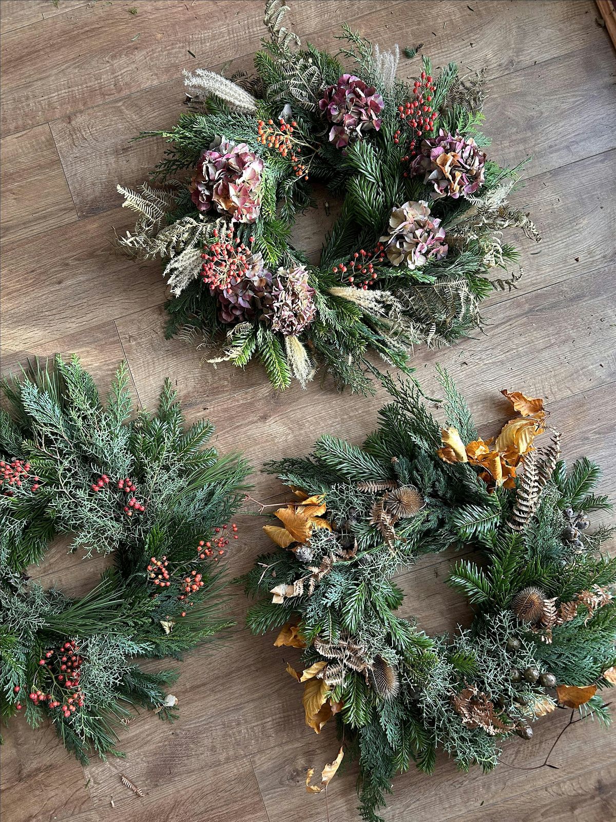 Christmas wreath workshop at Sutherland & Sadler with Betty Blooming
