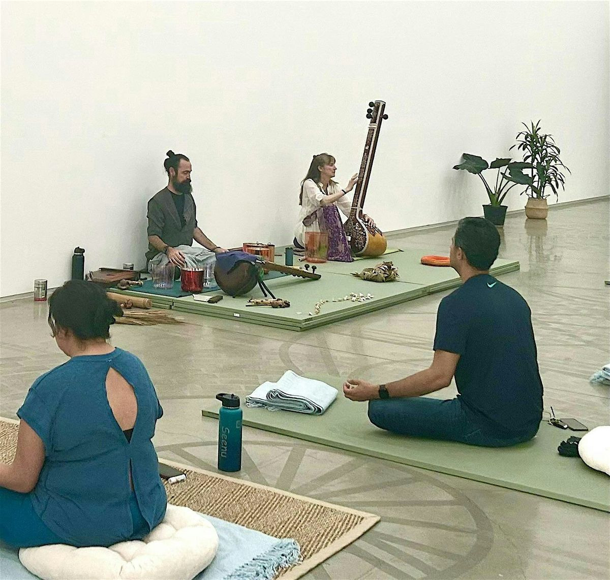 Sound Bath with Thomas Klepper and Anita Sinclair