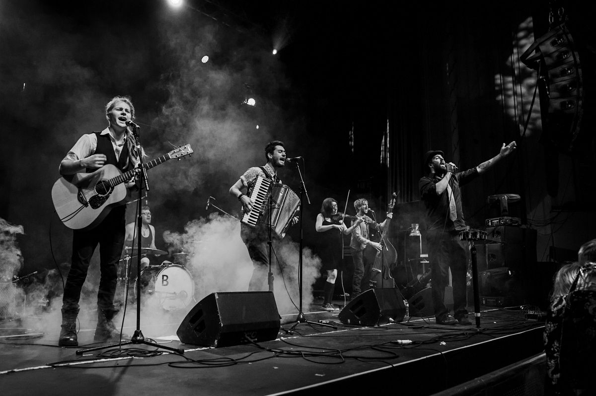 Buffo's Wake & DJ Sacha Dieu @ The Magic Garden