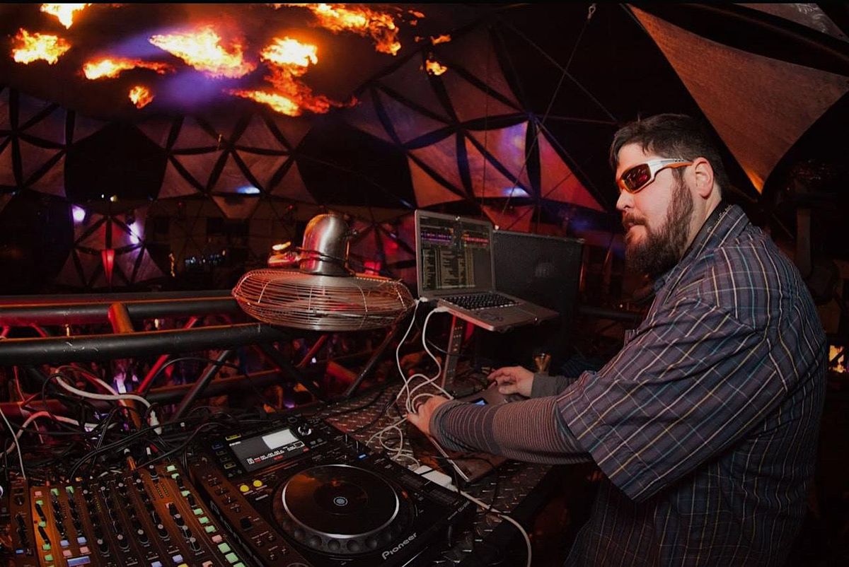 Plant Bar Presents: DJ MEDISIN & DJ Tigress
