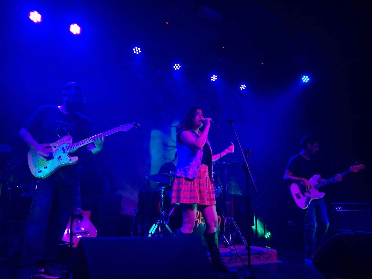 Influencia en Gavil\u00e1n Bar