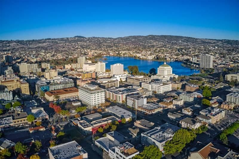 Oakland California Art Walk: Dowtown\u2018s Oak-tion Packed Adventure