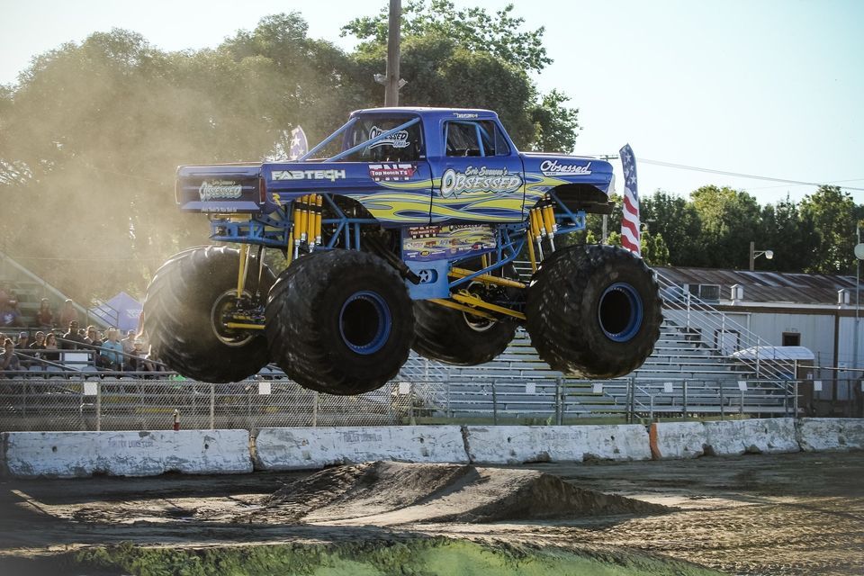 Monster Truck Madness
