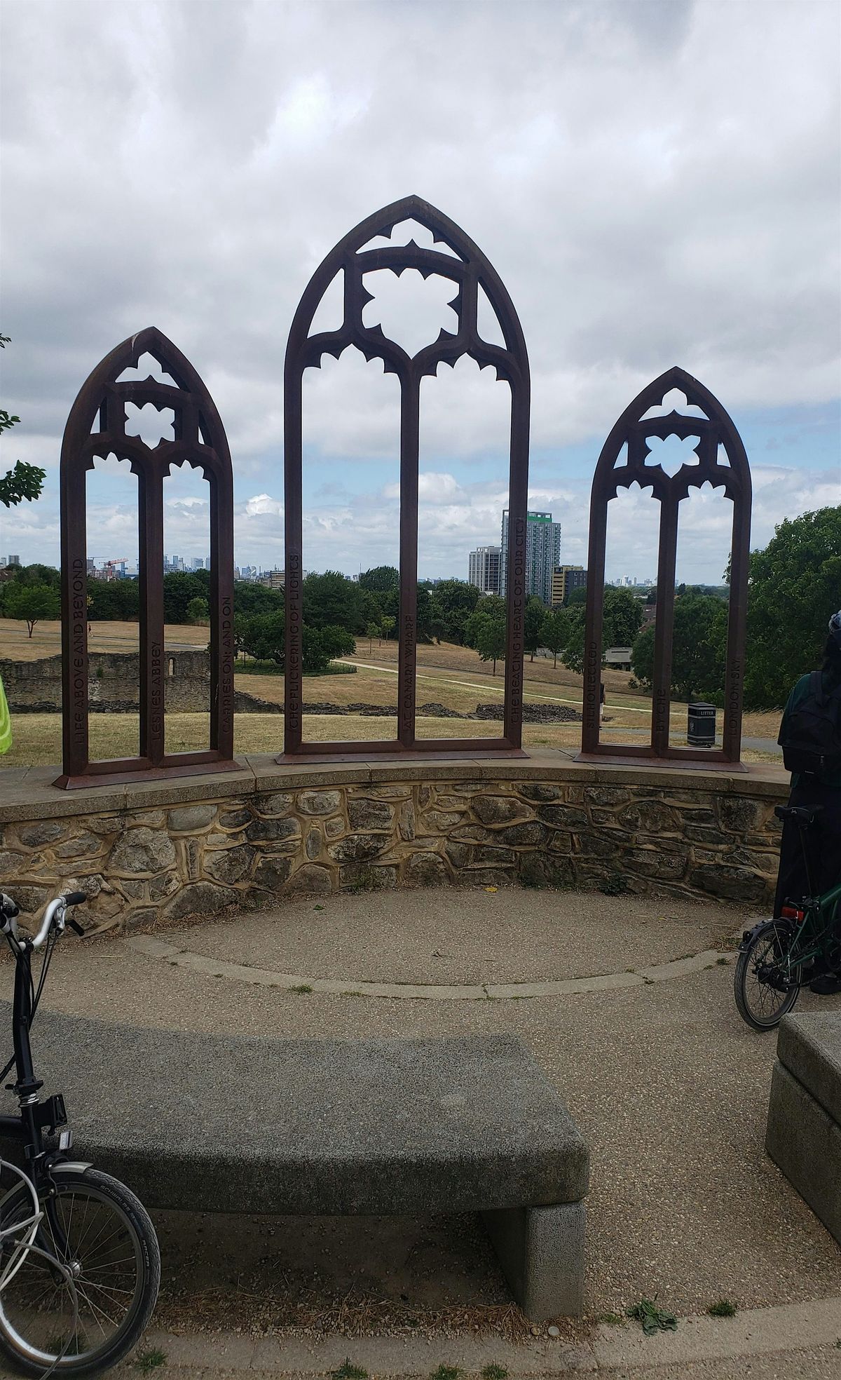 Kweens and Kings Cycle Group Do Lesney Woods Let's Get Together!