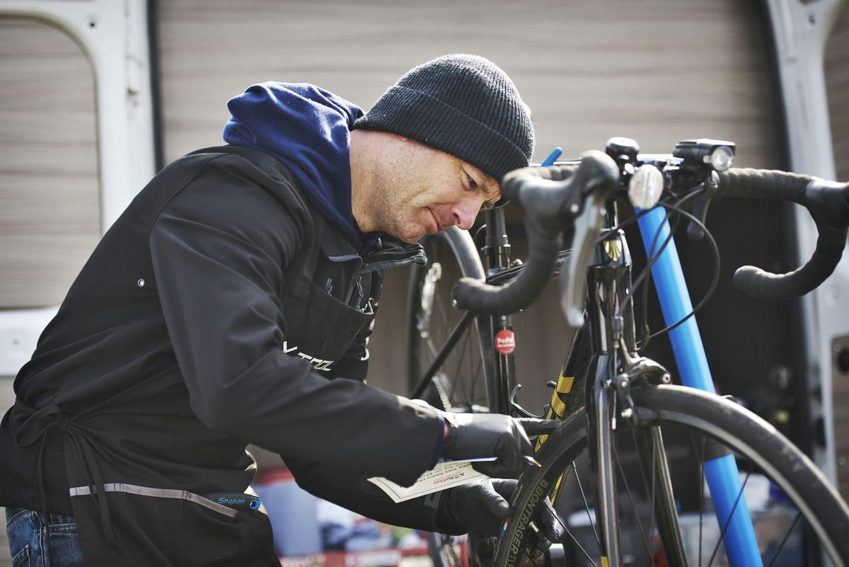 AtoBetter's Learn to Fix Your Bike Workshop - Hunstanton
