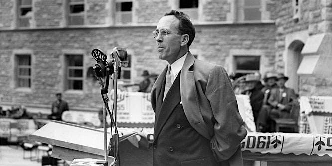 Tommy Douglas and the Quest for Medicare in Canada