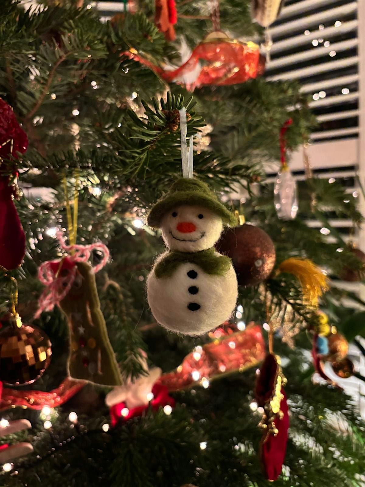 FELT N\u2019 FIZZ - Needle felting Workshop - The Snowman Xmas Decoration