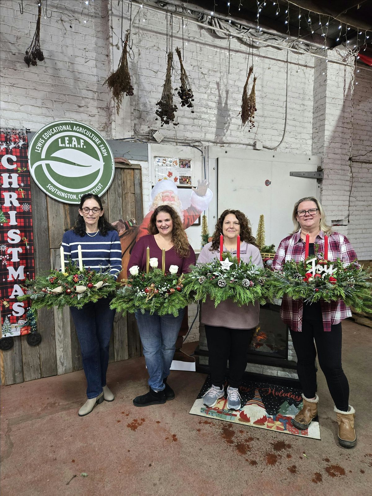 2025 Christmas Centerpiece Making  Workshop at The LEAF