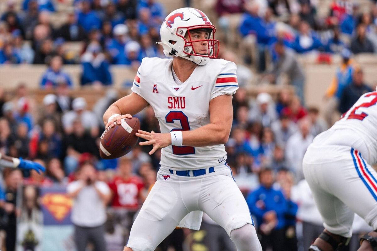 Florida Gulf Coast Eagles vs. West Georgia Wolves | Alico Arena, Fort ...