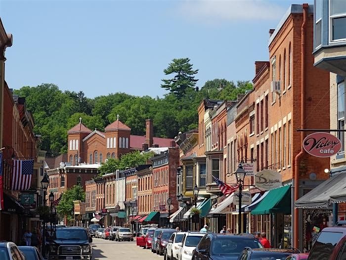 Adventurous Scavenger Hunt - Historical District Hysteria Hunt