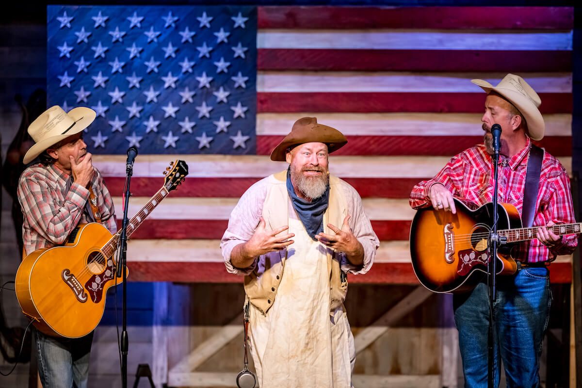 An Old Trail Christmas Chuckwagon Show