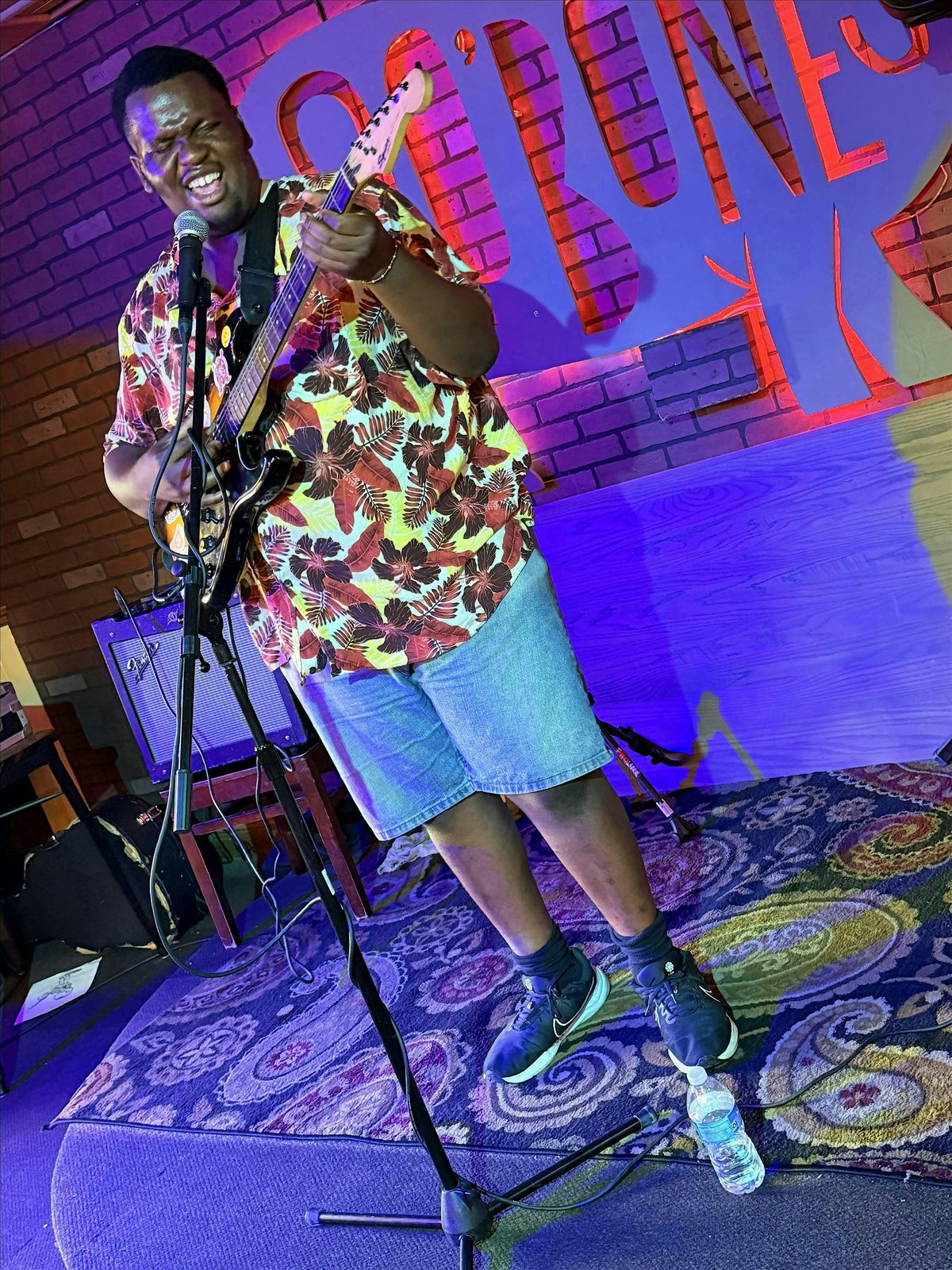 Bar Side Concert | Gaddie