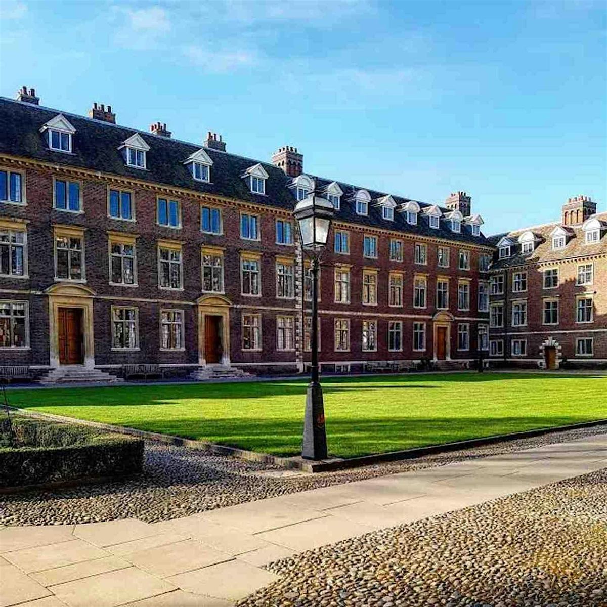 Cambridge Audio Tour: An Academic Odyssey Through Cambridge\u2019s Historic Heart