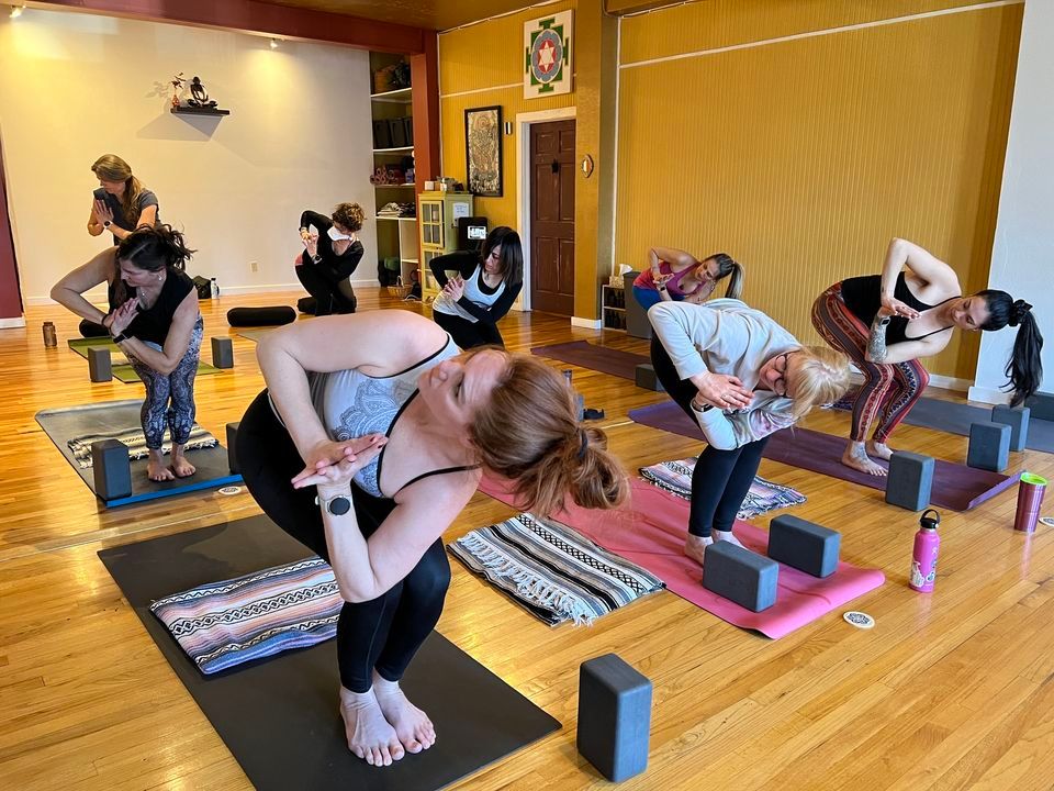 Om Ananda Yoga, Fort Collins