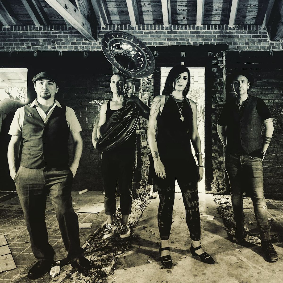 Bon Bon Vivant LIVE!