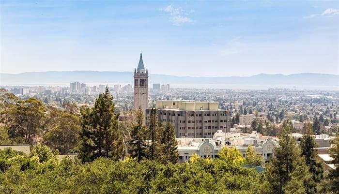 University of California Berkeley Scavenger Hunt: Berkeley Campus Bear Hunt