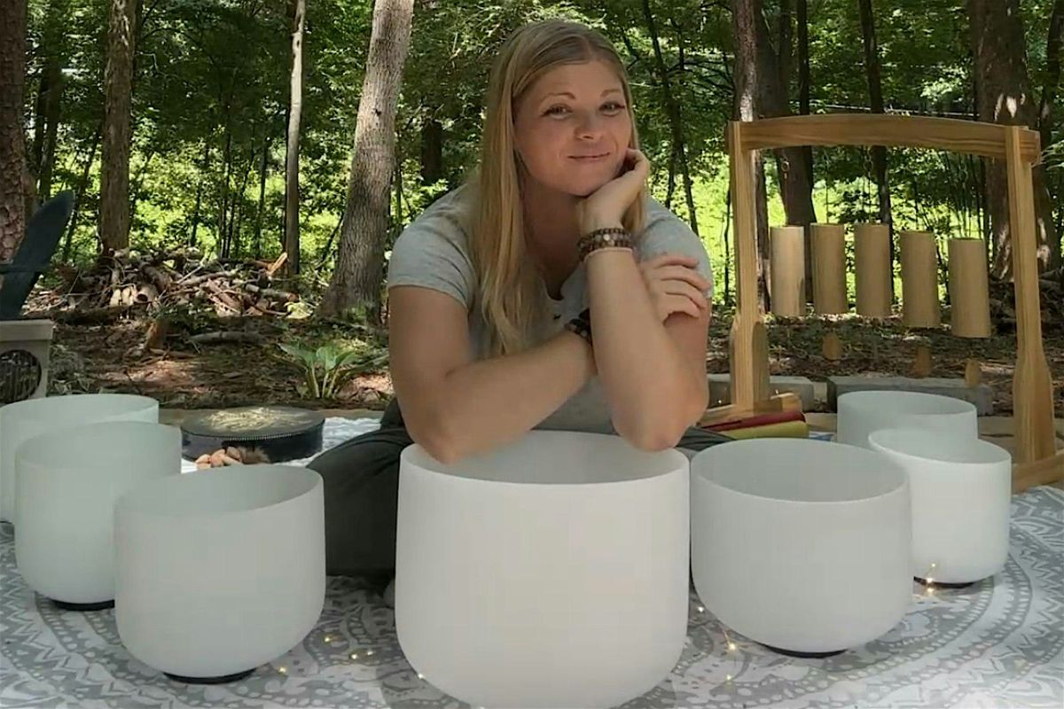 September Yin Yoga with Reiki & Sound Bath with Kalynn- Monthly Event