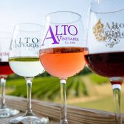 Alto Vineyards Champaign