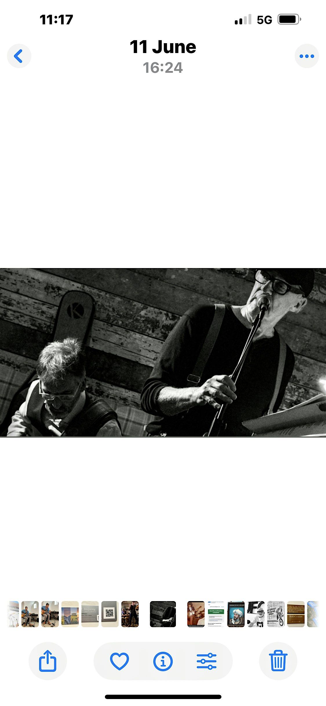 GEOFFREY BREEZE POET AND THE GIG AT THE END OF THE UNIVERSE