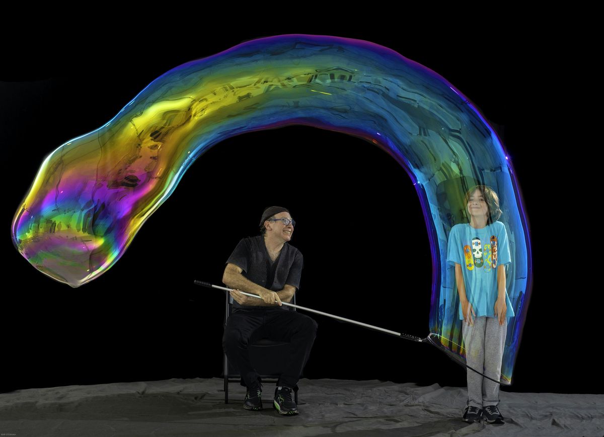 Amazing Bubble Man at IKEA Performing Art Center, Renton WA