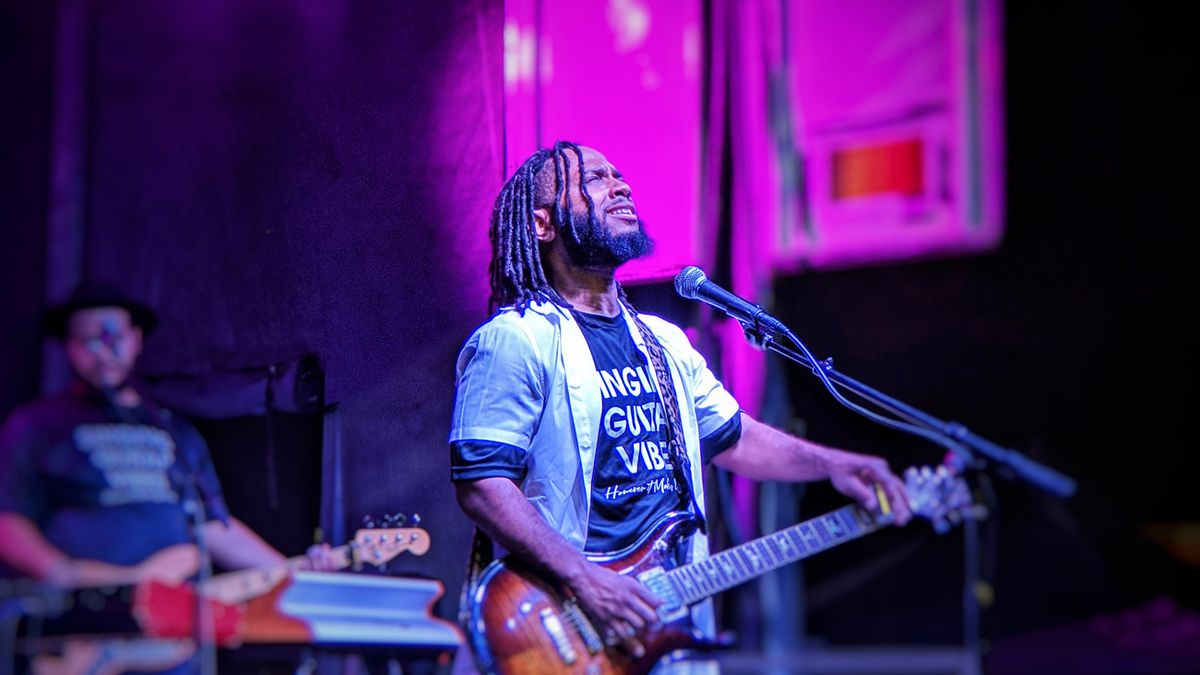 AJ Ghent and His Singing Guitar at Ludlow Garage
