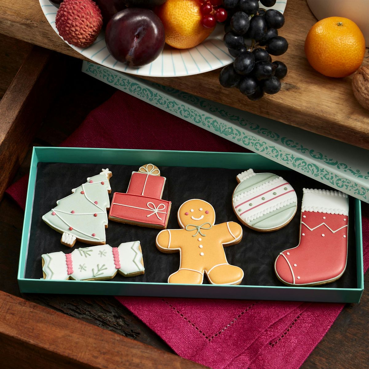 Christmas biscuit icing masterclass for children under 8
