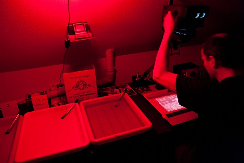 Einf\u00fchrung in die Schwarzweiss Fotoentwicklung