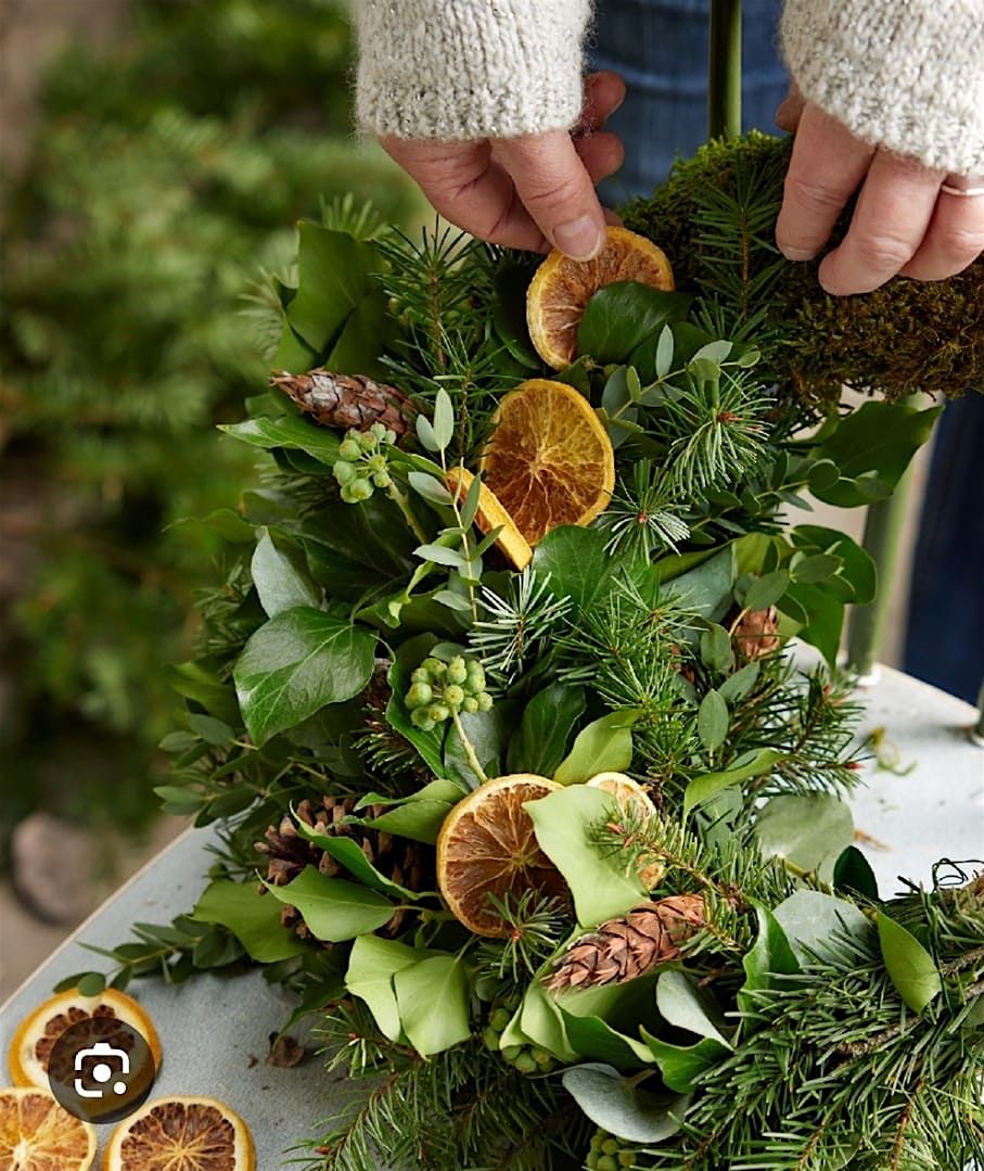 Atelier Couronne de No\u00ebl