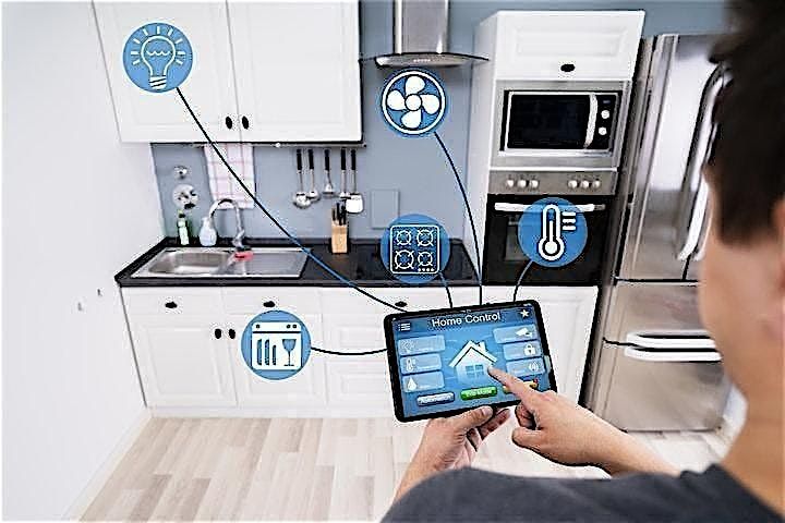 UM Knowledge Exchange - Smart Home Adaptations for Healthy Aging
