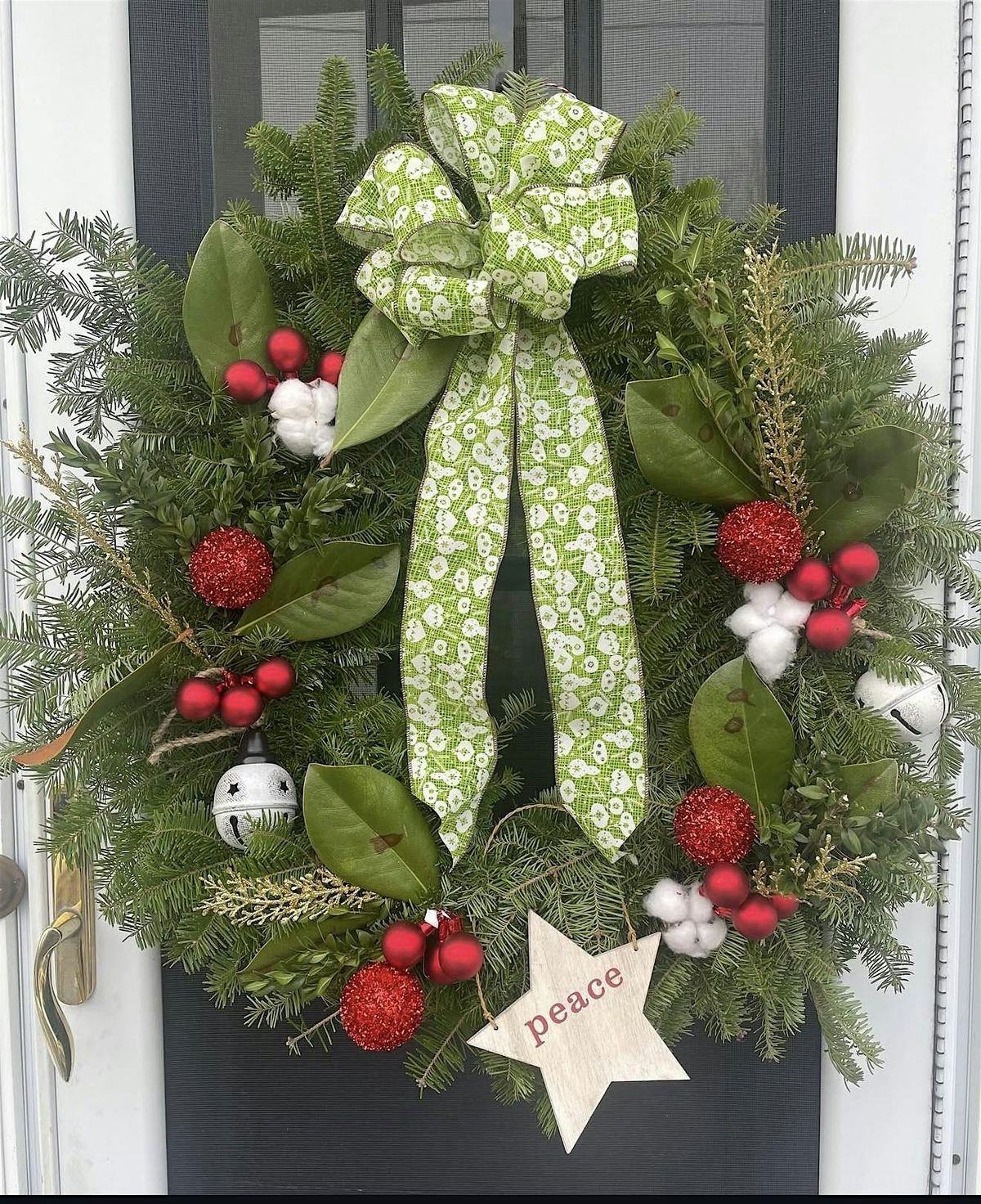 Wreath Decorating Workshop 2 - Off The Hook