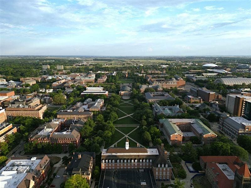 University of Illinois Scavenger Hunt: The Great Quest in Illinois