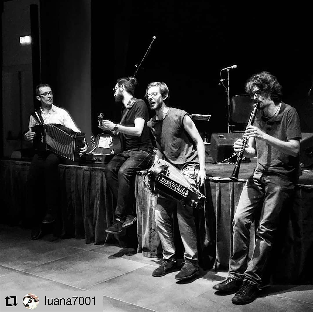 RADICI: BALAR\u00da BALFOLK FRANCESE E ARIE PIEMONTESI