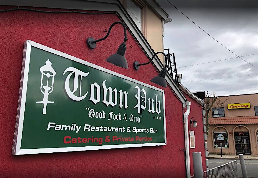 Comedy Night at the Town Pub in Bloomfield New Jersey - October 17th - 8pm