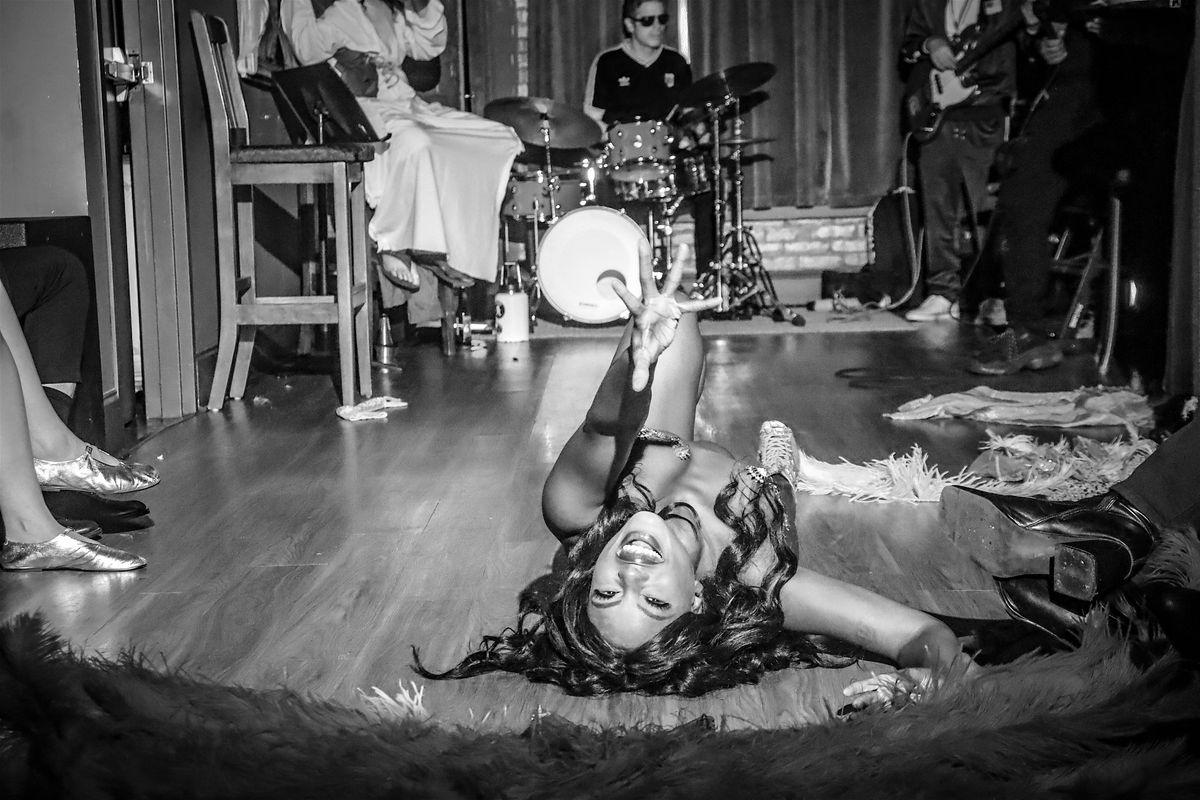 Cheeky Martini: Holiday Burlesque Show with Blue Dot Jazz