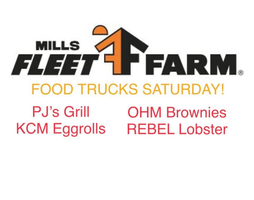 4-food-trucks-at-fleet-farm-in-lakeville-fleet-farm-lakeville
