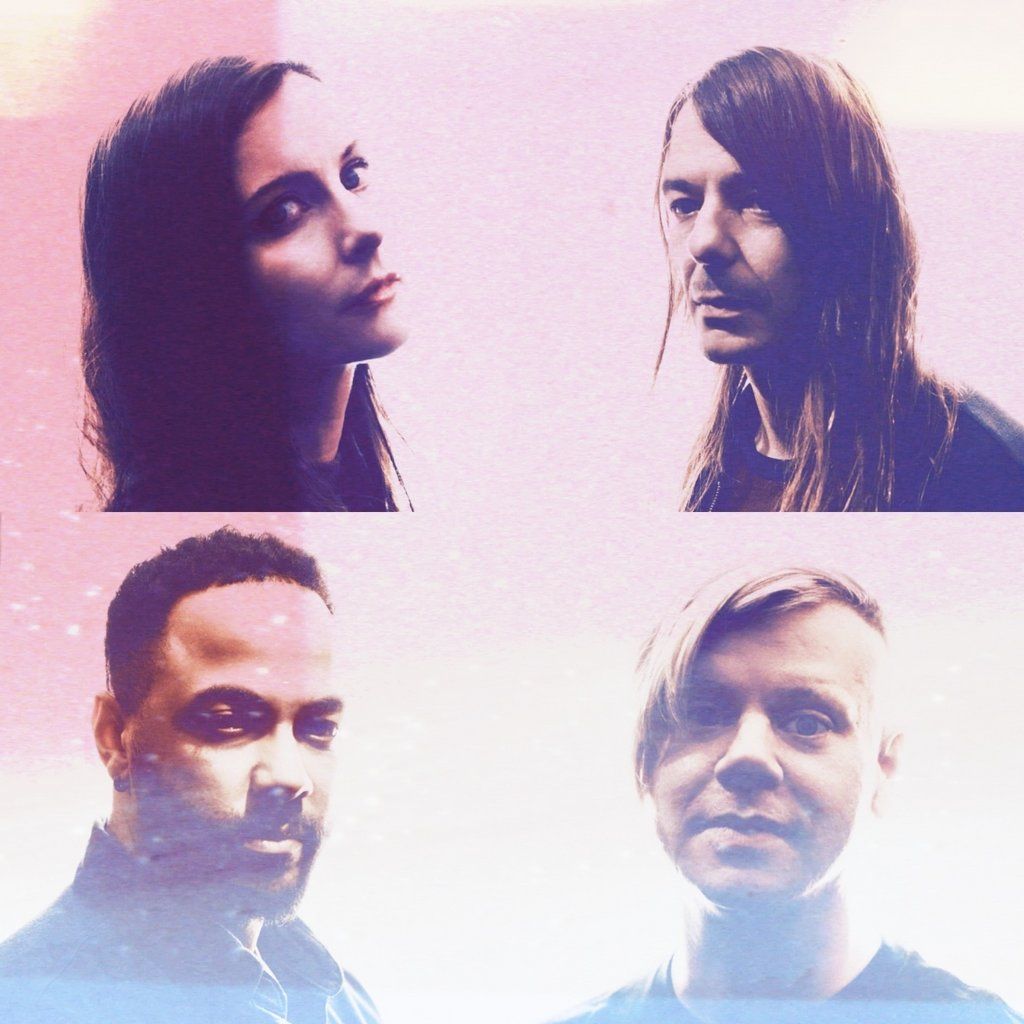 Johnny Foreigner \/ Luxury Nan Smell \/ The Real Jobs (Norway)