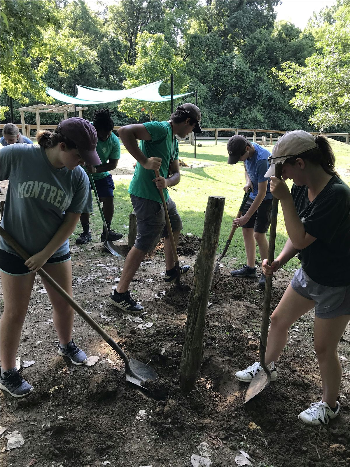 Volunteer Day: Nature Center Campus
