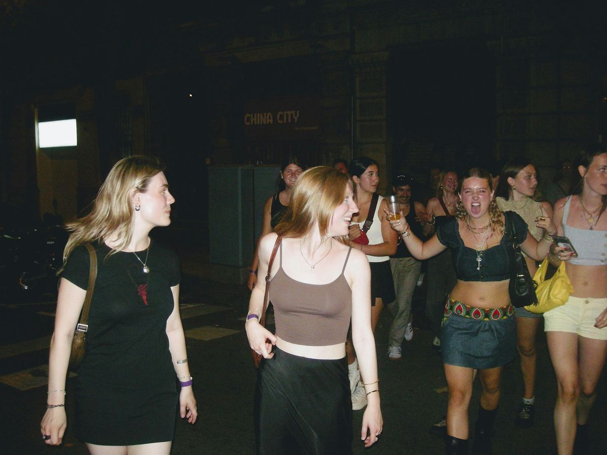 The Original Barcelona Night Adventure \u2014 3 Bars, 3 Shots & VIP Club Entry