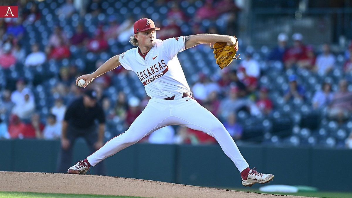 Parking Little Rock Trojans at Arkansas Razorbacks Baseball