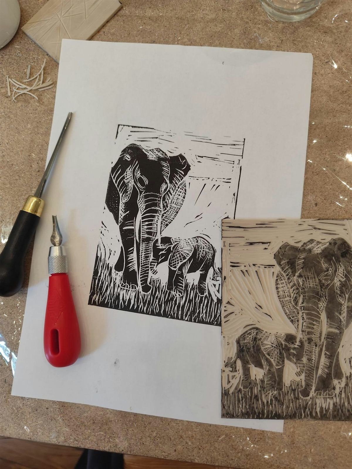 Atelier cr\u00e9atif : d\u00e9couverte Linogravure