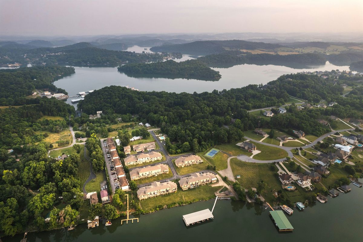 Adventurous Scavenger Hunt - Downtown Johnson Jaunt