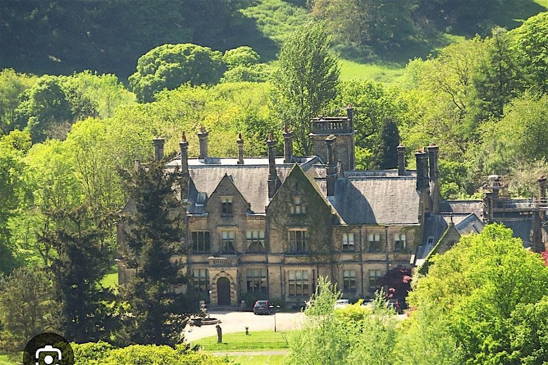 Christmas Wreath Workshop Evening Event with Iris & Thyme