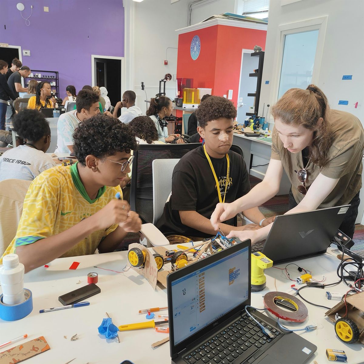 Robotics & Coding STEM Hub FREE Pass!